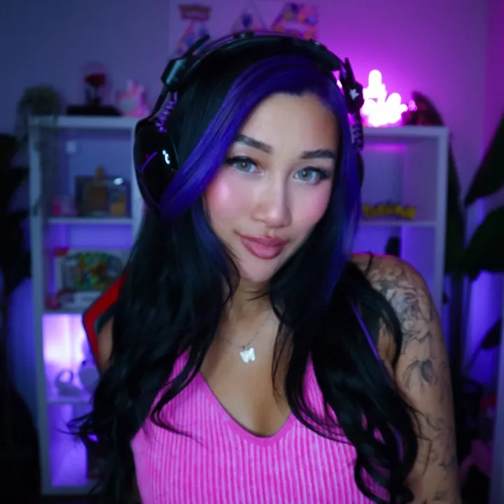 VibeyVee avatar